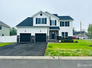 63 Wooley St, Aberdeen, NJ 07747