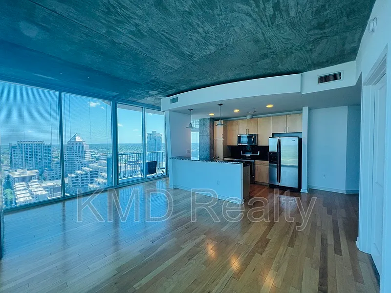 2 bed, 2.0 bath, 1271 sqft, $2,895 — Photo 3