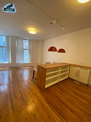 Rented by Fifth & Forever LLC | media 28