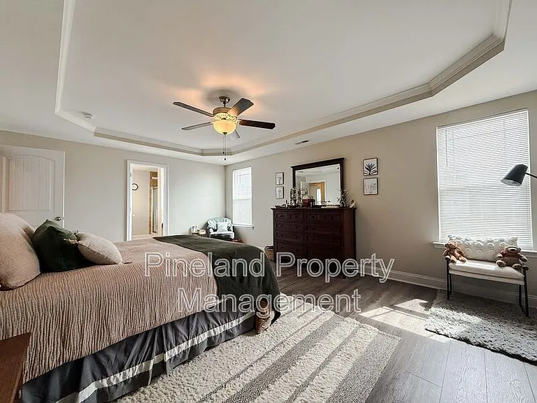 3935 Standardbred Dr — Photo 9