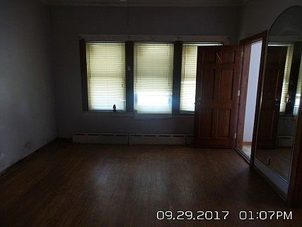 4th image of 4419 S Washtenaw Ave