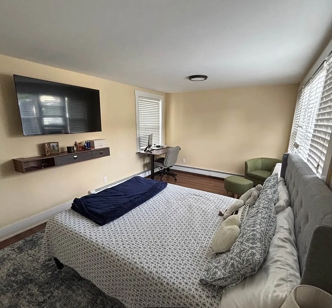 28 Homestead Ave — Photo 3