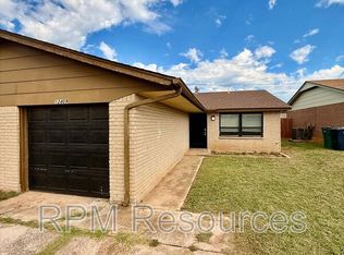 12409 SW 2nd St, Yukon, OK 73099