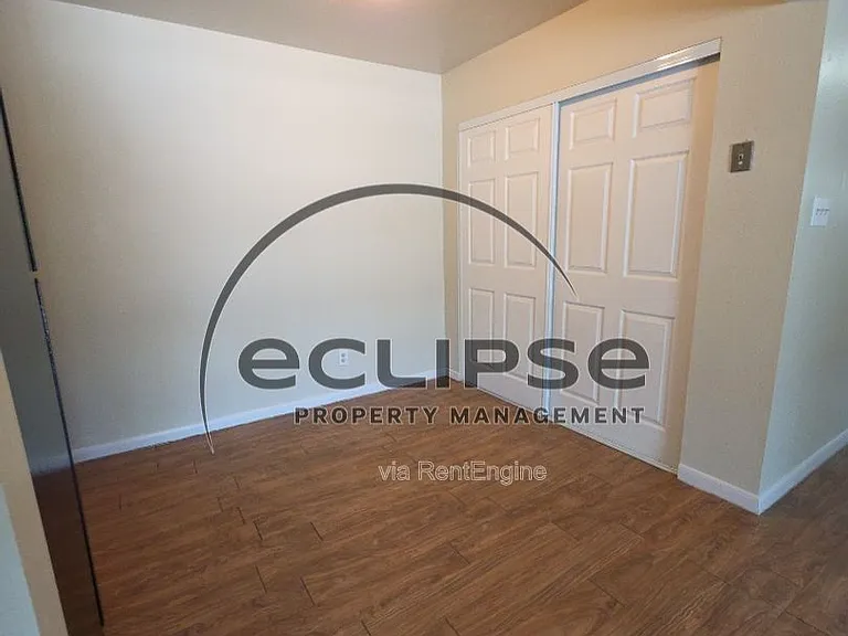 512 Bell Ct #B7 — Photo 7