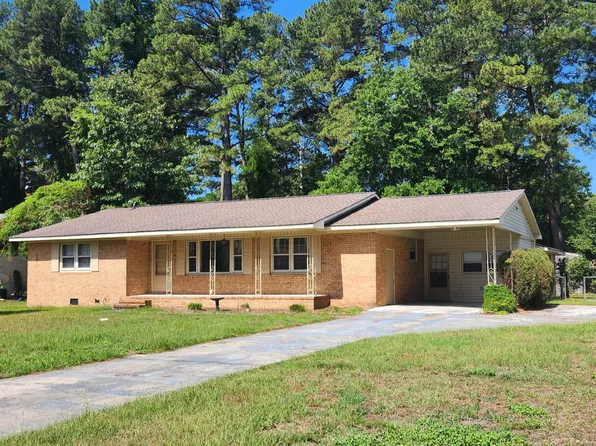 1512 Atwick Dr, Fayetteville, NC 28304