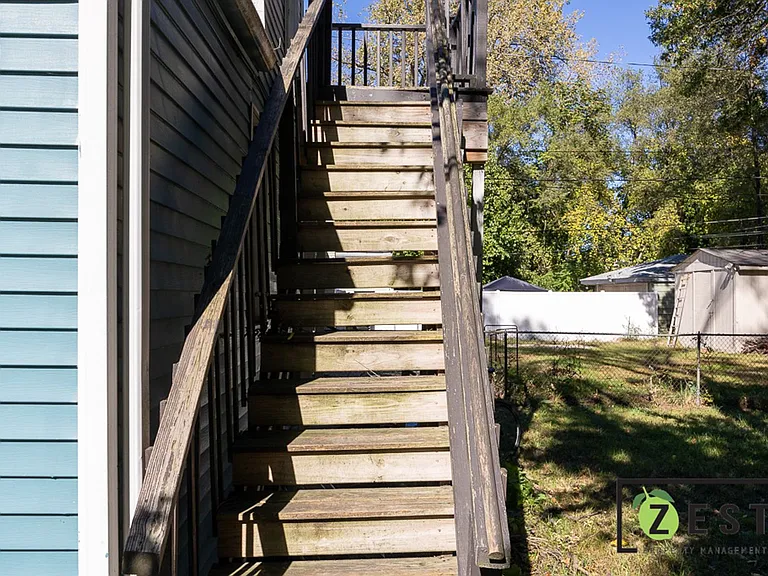 20830 Westview Ave — Photo 20