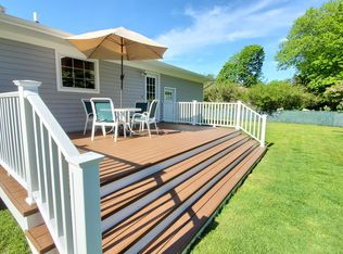 34 Willow St, Southampton, NY 11968