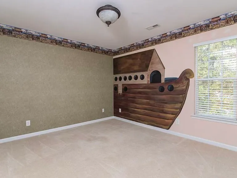 guest bedroom 4/child room