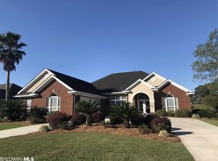 9195 Lakeview Dr, Foley, AL 36535