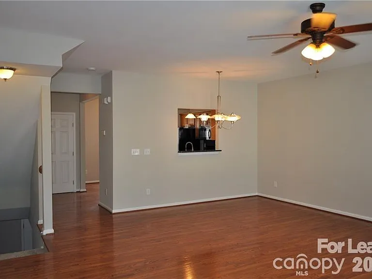 11536 Destin Ln — Photo 10