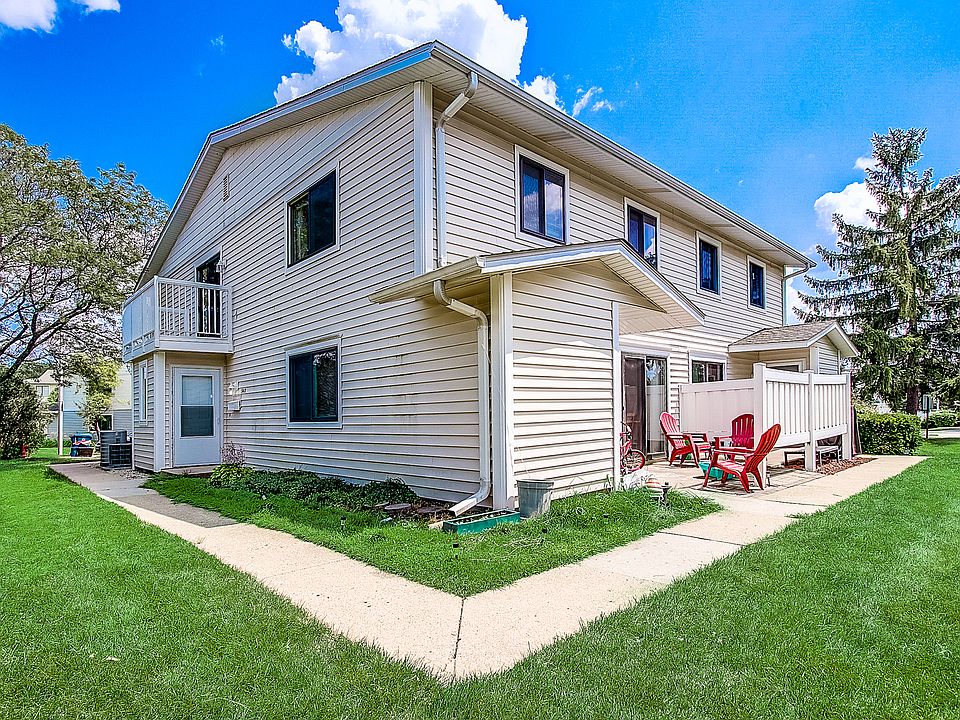 1st image of 342 Regatta Pt