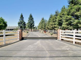 8875 New Ave, Gilroy, CA 95020