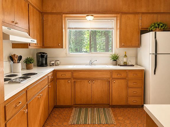 5th image of 1107 Clifford Dr