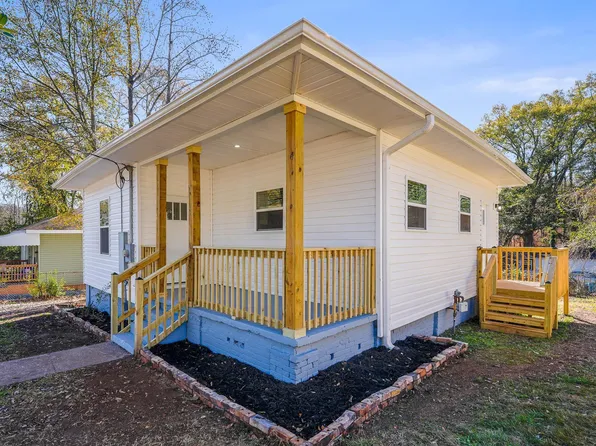 7 Middle St, Lyman, SC 29365