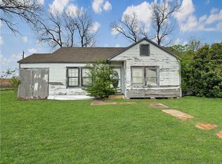906 S Main St, Bremond, TX 76629