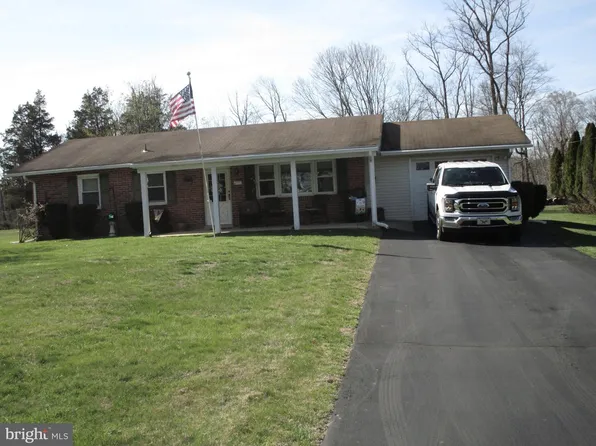 109 Woodland Ave, Schwenksville, PA 19473