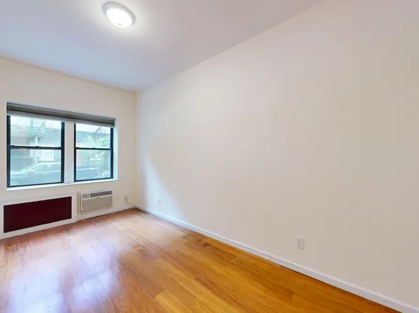 418 East 83rd Street 1D image 2 of 7