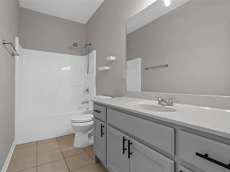 3516 Lori Ln — Photo 18