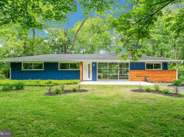 6316 Farmar Ln, Flourtown, PA 19031