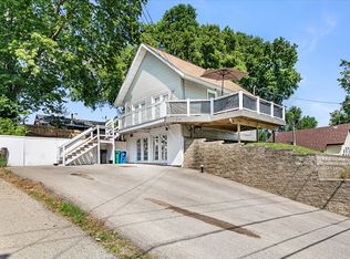 172 Forest Ave, Fox Lake, IL 60020