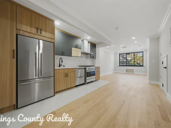748 49th Street image 1 of 15