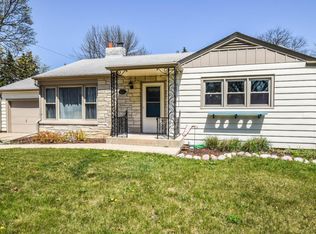 3620 Osborne Blvd, Racine, WI 53405