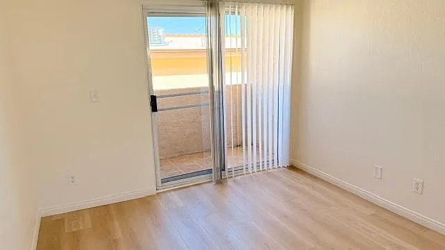 11258 Morrison St #104 — Photo 14