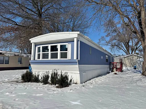 159 Parkbrook St SE, Grand Rapids, MI 49548