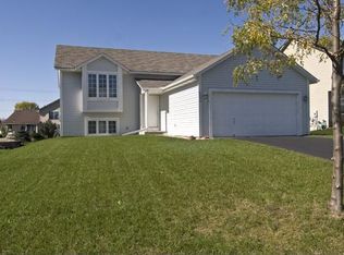 7792 Jonathan Ave S, Cottage Grove, MN 55016