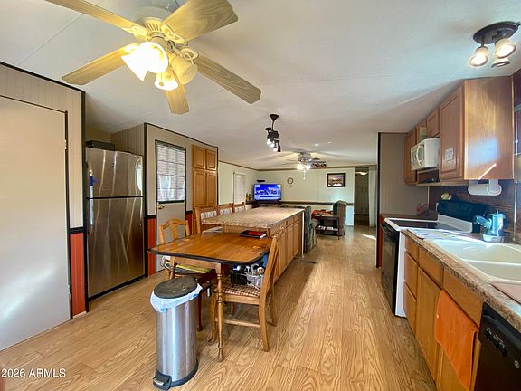5th image of 723 W Finnie Flat Road Road #103