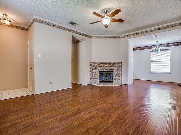 2nd image of 7200 Summerset Dr