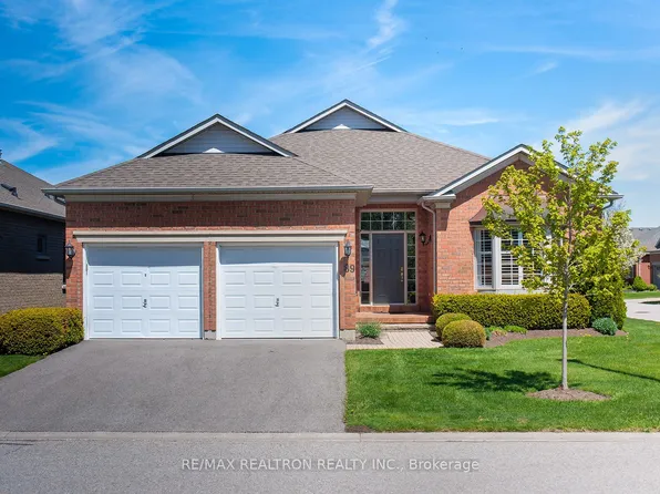 89 Couples Gallery Whitchurch, Whitchurch Stouffville, ON L4A 1M7