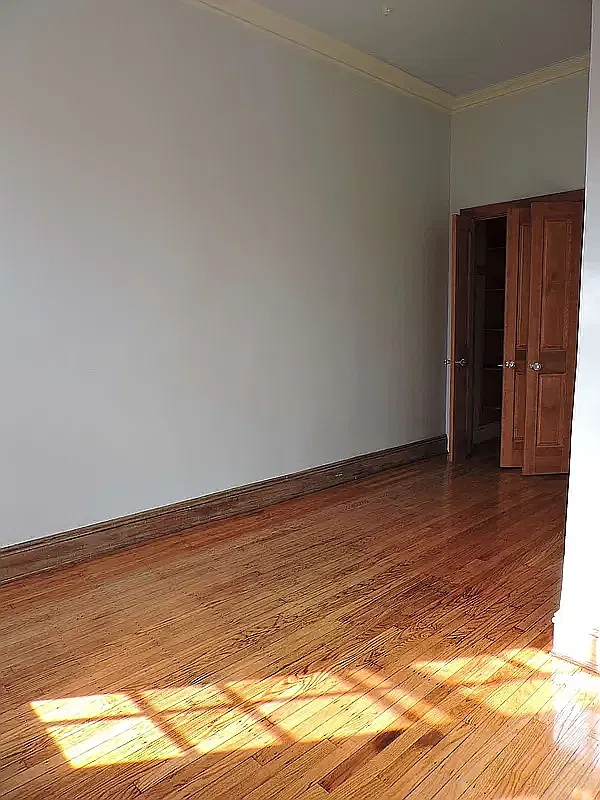 64 Clark Street — Photo 4