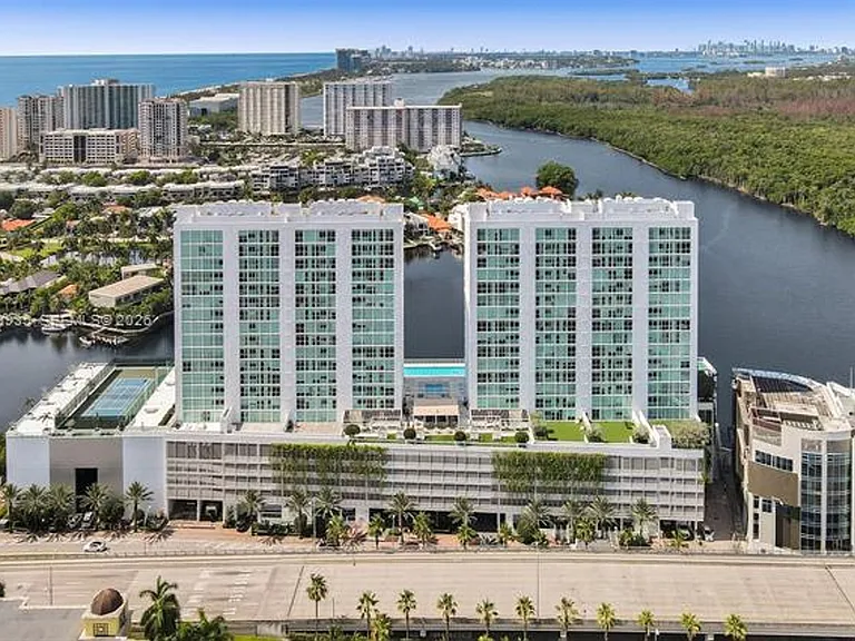 400 Sunny Isles Blvd #2021 — Photo 48