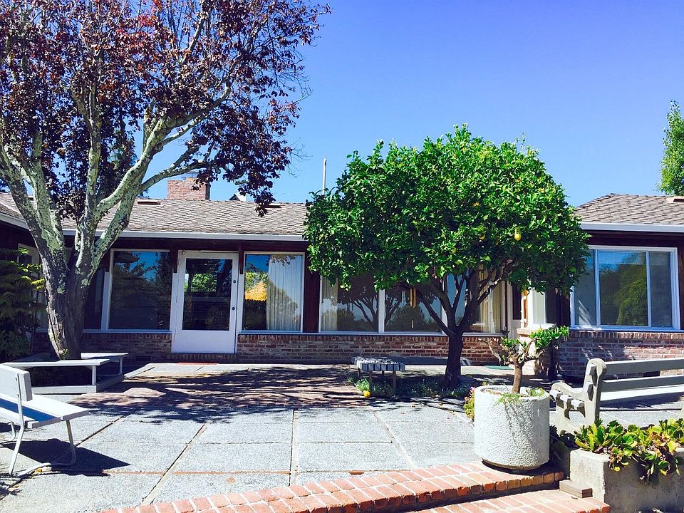 1st image of 103 Valdeflores Dr