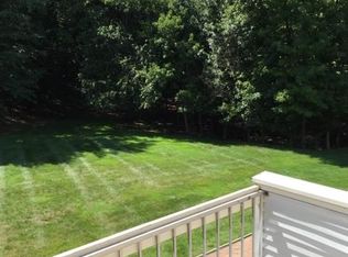 5207 Stonehedge Rd, Edison, NJ 08820