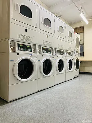 Rented by Oxford Property Group | media 3