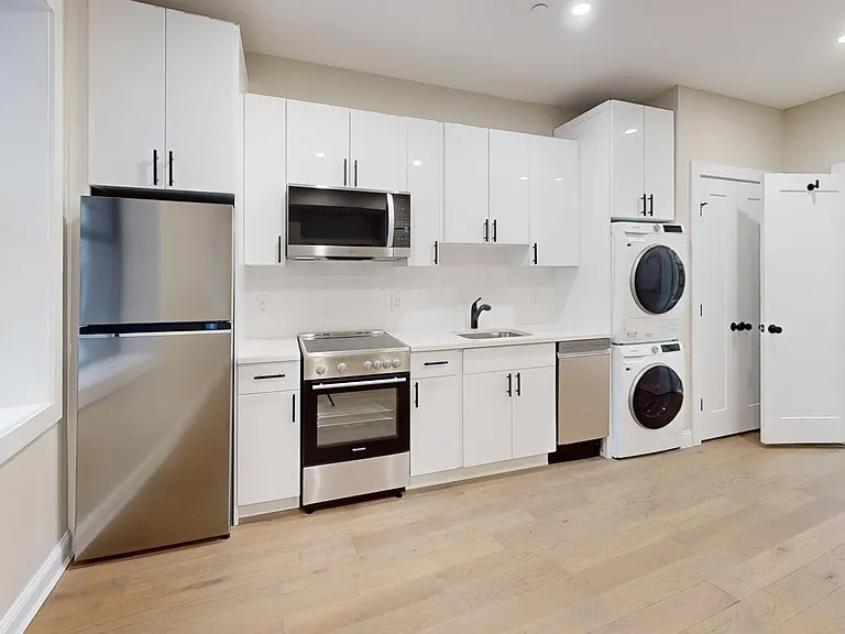 31 India St #203 — Photo 1