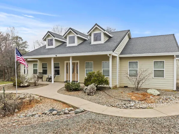 4111 Oak Creek Dr, Loma Rica, CA 95901