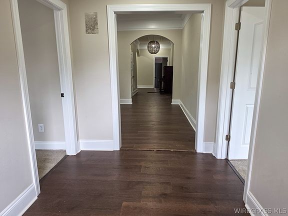 3rd image of 502 W Main St