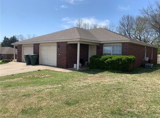 895-893 Erika Ave, Fayetteville, AR 72701