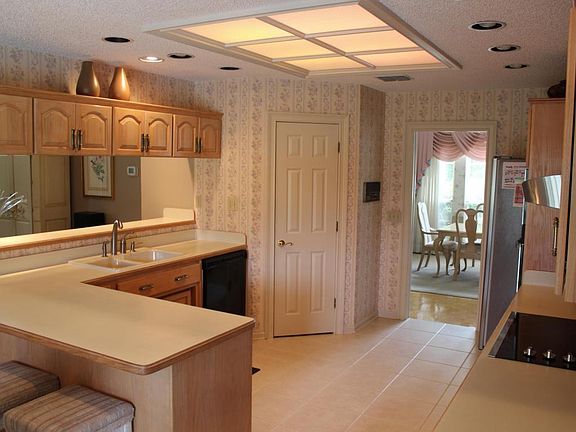 5th image of 12671 Muirfield Blvd S