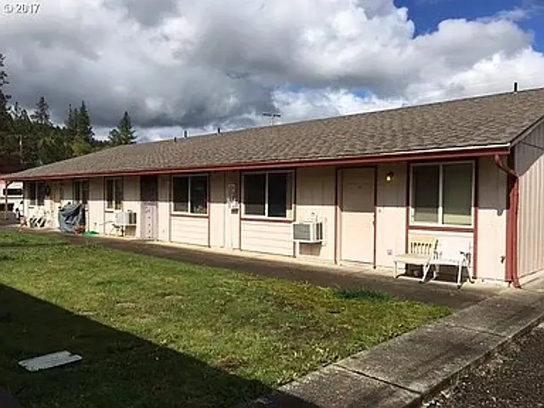 400-402 406 #408-410-412 — Photo 7