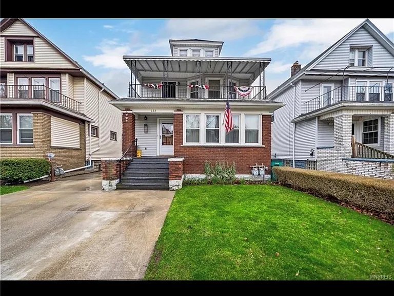122 Stratford Rd #1 — Photo 1