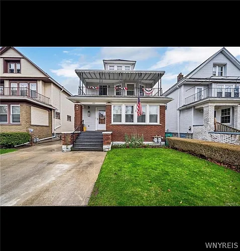 122 Stratford Rd #1 Photo 1