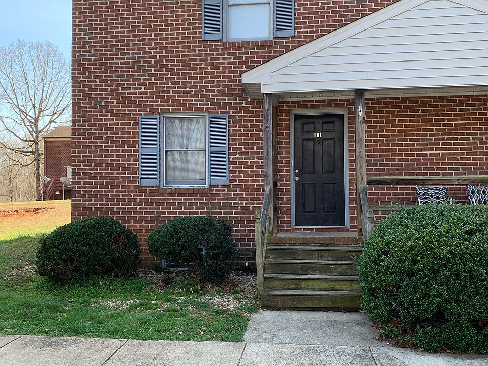 1st image of 101 S Vail Dr