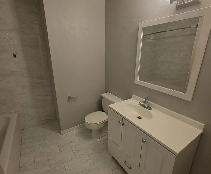 3311 W Shandon Ave — Photo 12
