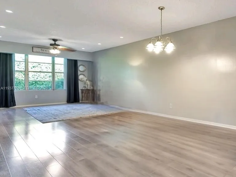 842 Banks Rd — Photo 3