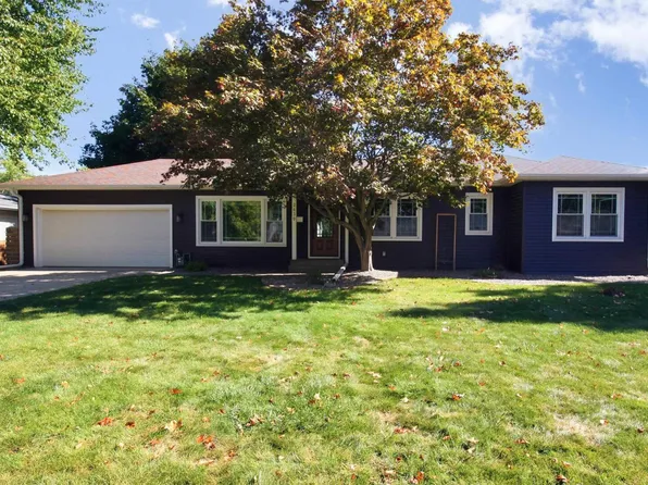 2630 5th Street Ct, East Moline, IL 61244