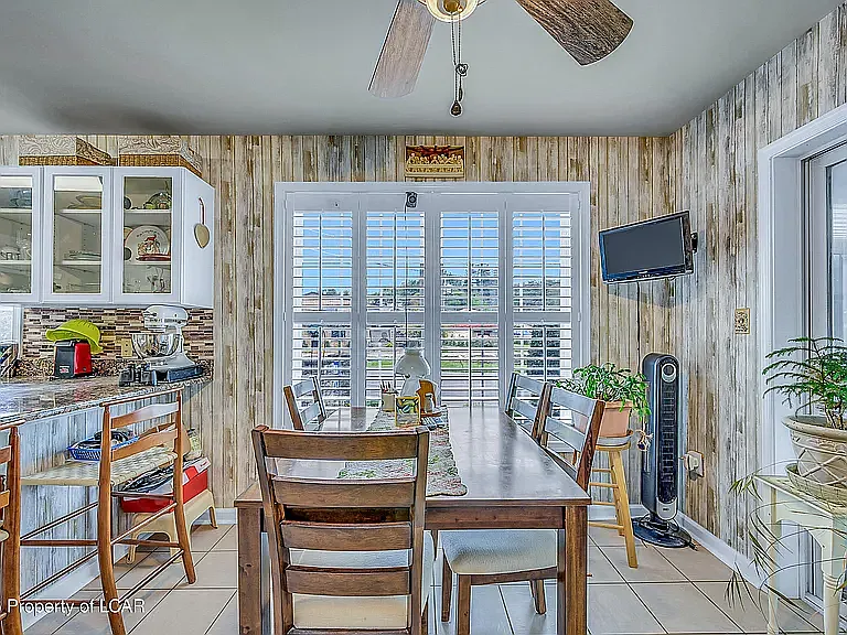 45 Marina Dr — Photo 7
